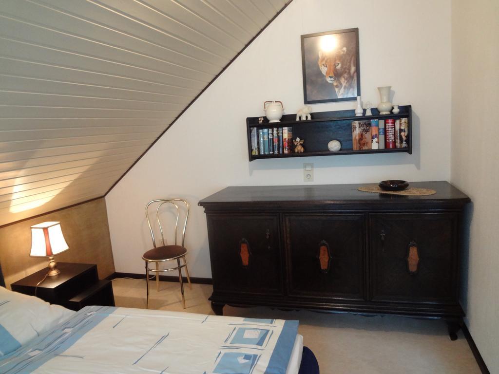 Gästehaus am Ahornweg Bernkastel-Kues Zimmer foto